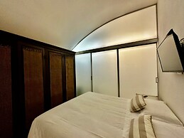 Dolce Domizia - Historic Rome Palazzo Modern Luxury Near Piazza Navona