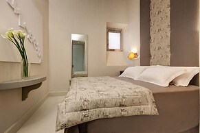 Dolce Domizia - Historic Rome Palazzo Modern Luxury Near Piazza Navona