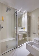 Dolce Domizia - Historic Rome Palazzo Modern Luxury Near Piazza Navona