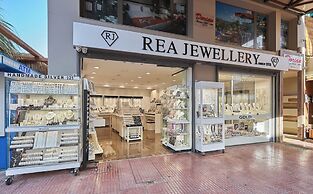 Dorian Boutique Hotel-Apartments