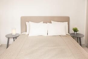 Comfortable Apartment in Athens Downtown