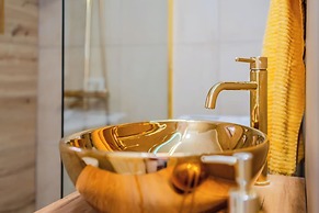 Countess House With Jacuzzi and Sauna