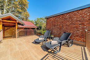 Countess House With Jacuzzi and Sauna