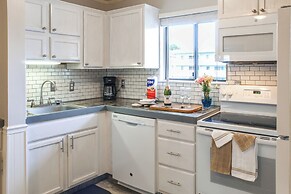 1/2 Mi to Beach: Condo in Hilton Head Resort!