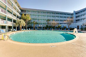 1/2 Mi to Beach: Condo in Hilton Head Resort!