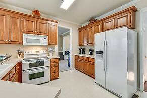 2 Mi to UNC Charlotte: Family-friendly Home