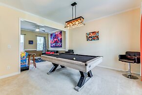 2 Mi to UNC Charlotte: Family-friendly Home