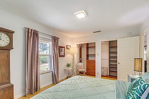 4 Mi to Dtwn Austin: Home w/ Large Fenced Yard!