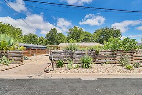 4 Mi to Dtwn Austin: Home w/ Large Fenced Yard!
