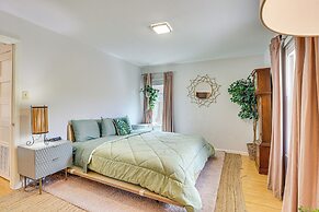 4 Mi to Dtwn Austin: Home w/ Large Fenced Yard!