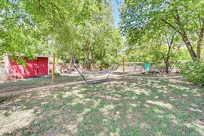 4 Mi to Dtwn Austin: Home w/ Large Fenced Yard!