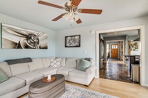 5 Mi to Area Attractions: Home w/ Hot Tub