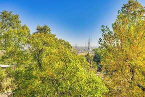 5 Mi to Area Attractions: Home w/ Hot Tub