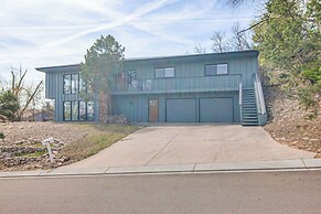 5 Mi to Area Attractions: Home w/ Hot Tub