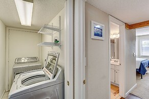 Lake-view Condo in Osage Beach: Walk to Boat Ramp