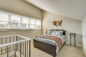 Lake-view Condo in Osage Beach: Walk to Boat Ramp