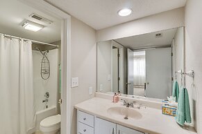 Lake-view Condo in Osage Beach: Walk to Boat Ramp