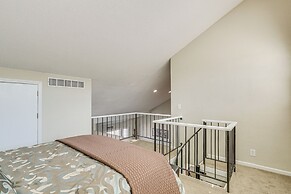 Lake-view Condo in Osage Beach: Walk to Boat Ramp