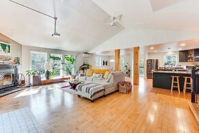 Secluded Kerhonkson Home w/ Fire Pit, Near Hiking!