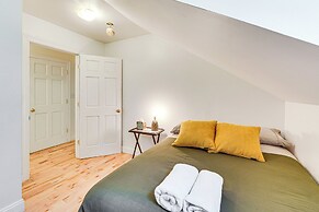 Secluded Kerhonkson Home w/ Fire Pit, Near Hiking!