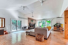 Secluded Kerhonkson Home w/ Fire Pit, Near Hiking!