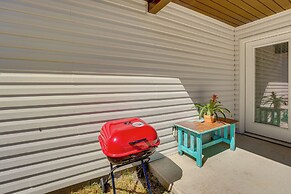 13 Mi to Tuscaloosa Riverwalk: Cottondale Home