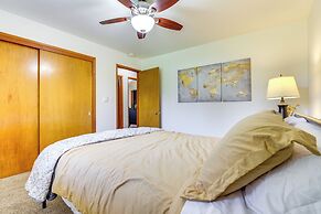 1 Mi to Snoqualmie River: Pet-friendly Getaway