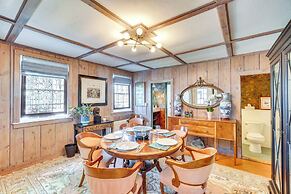 Cottage w/ Furnished Patio & Garden: Dtwn Leesburg