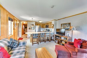 2 Mi to Snowshoe Resort: Townhome w/ Deck!