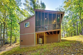 'wild Creek Cabin' in Hedgesville: Dogs Welcome!