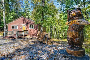'wild Creek Cabin' in Hedgesville: Dogs Welcome!