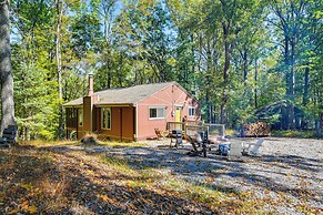 'wild Creek Cabin' in Hedgesville: Dogs Welcome!