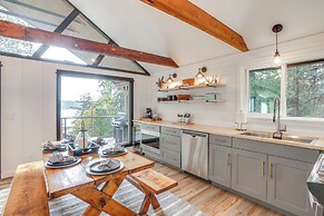 Lake Coeur D'alene Cabin w/ Boat Slip in Worley!