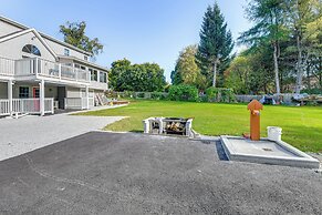 Lake Champlain Fun: Apt w/ Fire Pit & Large Yard!