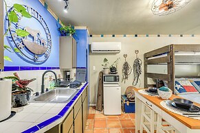 Rescue Ranch Retreat w/ Goats, Horses & Chickens!