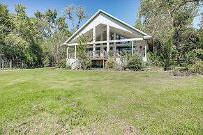 Franklin Home w/ Water Views: Outdoor Dining Area!