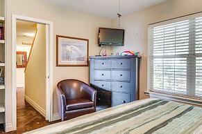 Franklin Home w/ Water Views: Outdoor Dining Area!