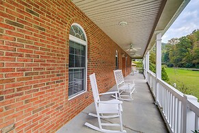 Breaks Home: 3 Mi to ATV Trails!