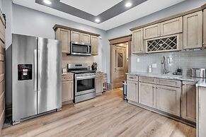 Cozy Renovated 19th Century Home, 5 Min to OSU! 3 Bedroom Home by Paul