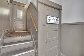 Cozy Renovated 19th Century Home, 5 Min to OSU! 3 Bedroom Home by Paul
