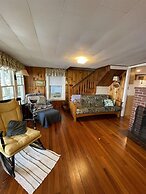 Camp Lindy Limit 7 4 Bedroom Cottage