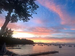 Camp Lindy Limit 7 4 Bedroom Cottage