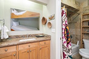 Viking Lodge 312 1 Bedroom Condo