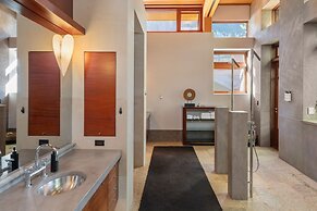 Royer Falls Retreat 4 Bedroom Home