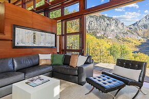 Royer Falls Retreat 4 Bedroom Home