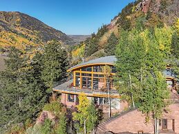 Royer Falls Retreat 4 Bedroom Home