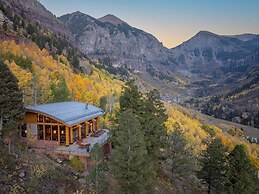 Royer Falls Retreat 4 Bedroom Home