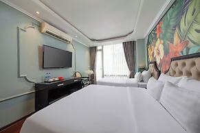 Madelise Stardust Hotel & Travel