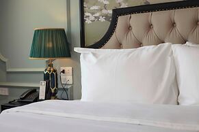 Madelise Stardust Hotel & Travel