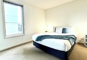 Readyset Apartments at The Summit